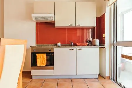 Charming For Big Groups In Daire Lisboa
