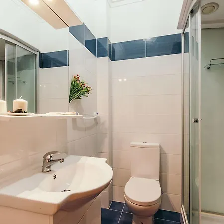 Charming For Big Groups In Apartment